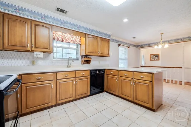 $330,000 | 687 Roebling Road, Bloomingdale, GA 31302