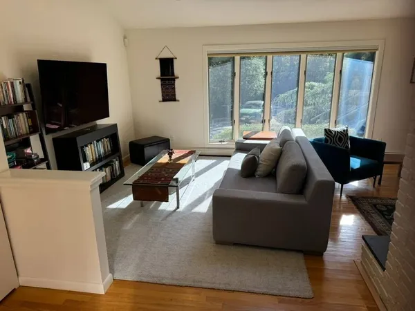 $30,000 | Undisclosed Address, East Hampton, NY 11937