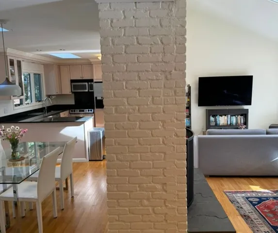 $30,000 | Undisclosed Address, East Hampton, NY 11937