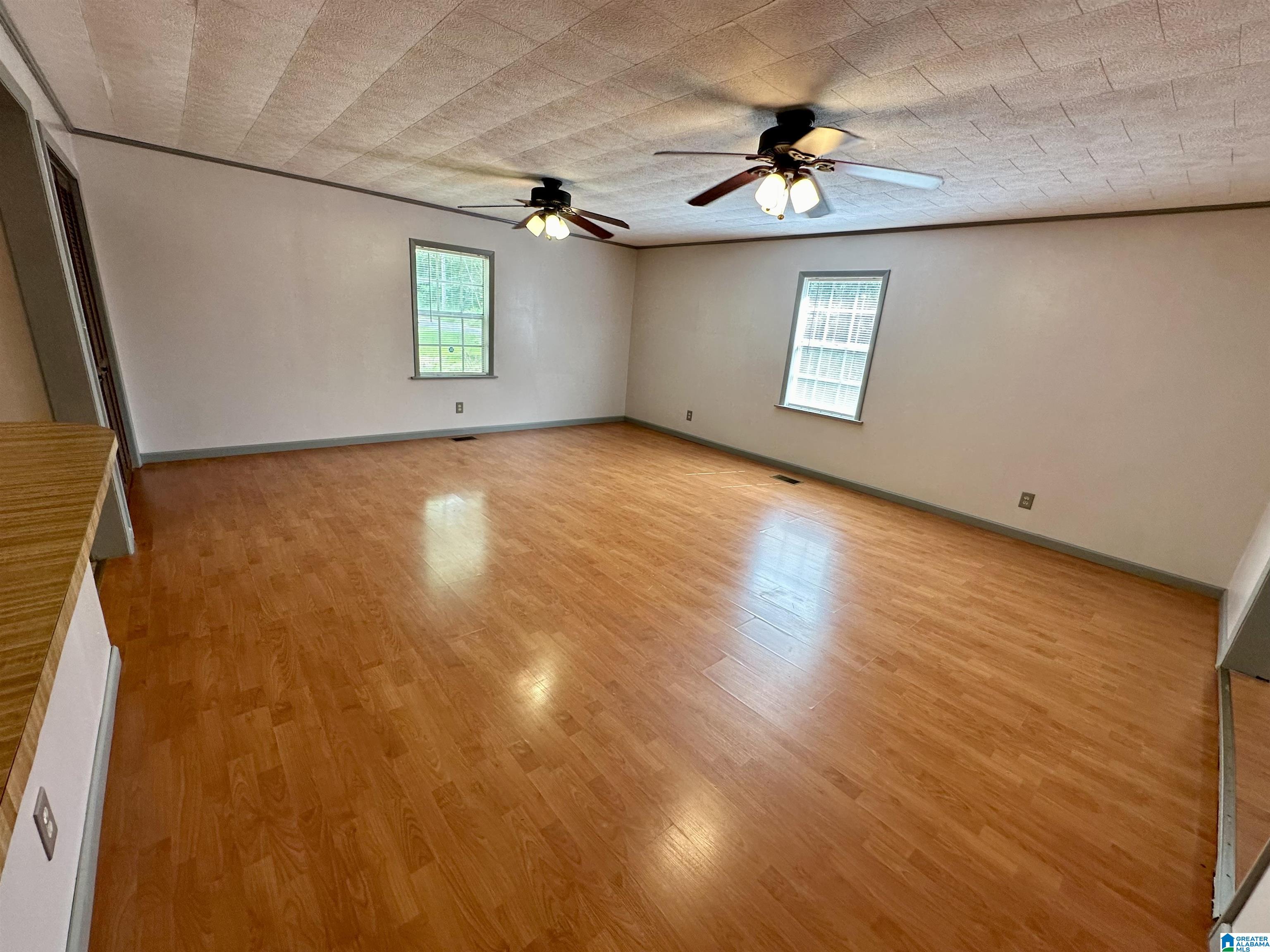 167 Cooperfield Circle Sylacauga, AL 35150 - Photo 8 of 32