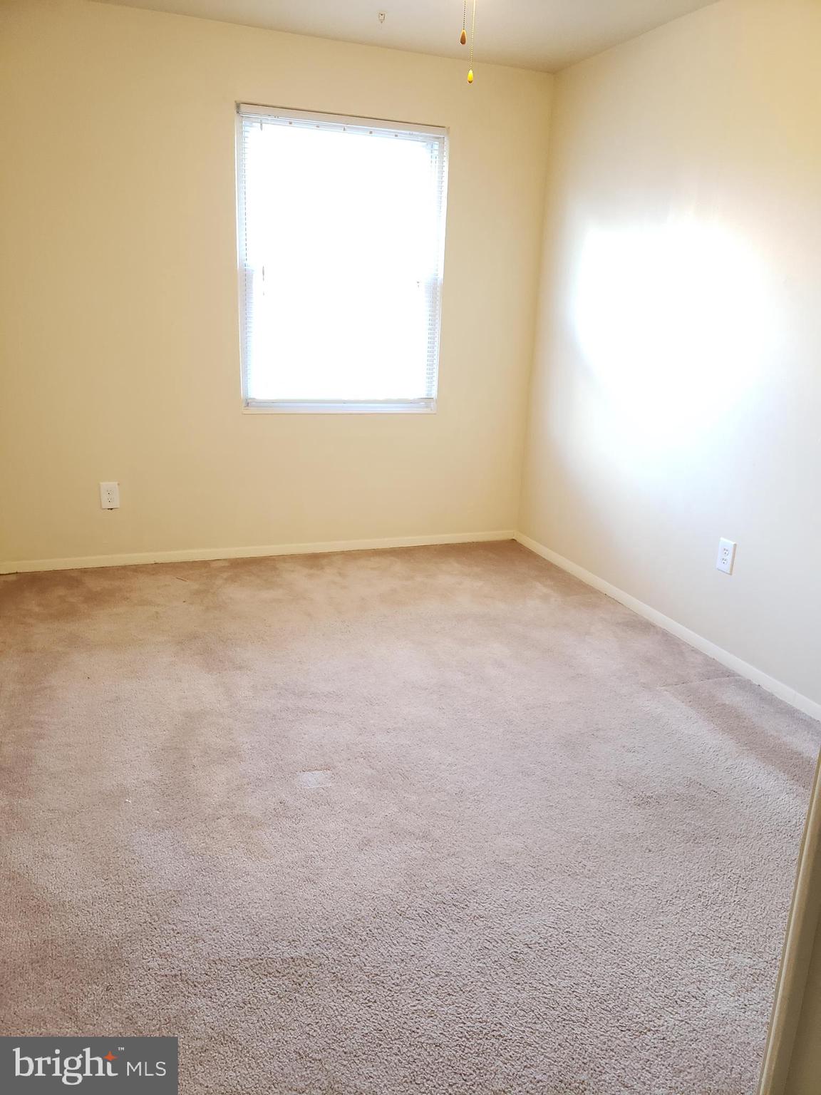204 Cove Road Essex, MD 21221 - Photo 11 of 14 3rd bedroom