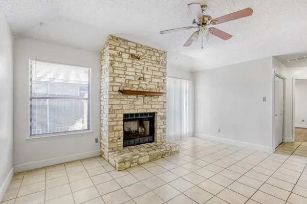 $1,500 | 7806 Chimayo Cove, Unit B, Austin, TX 78729