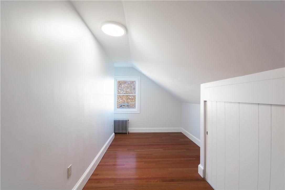 182 Riverside Street Portsmouth, RI 02871 - Photo 28 of 34 Gallery Image 28