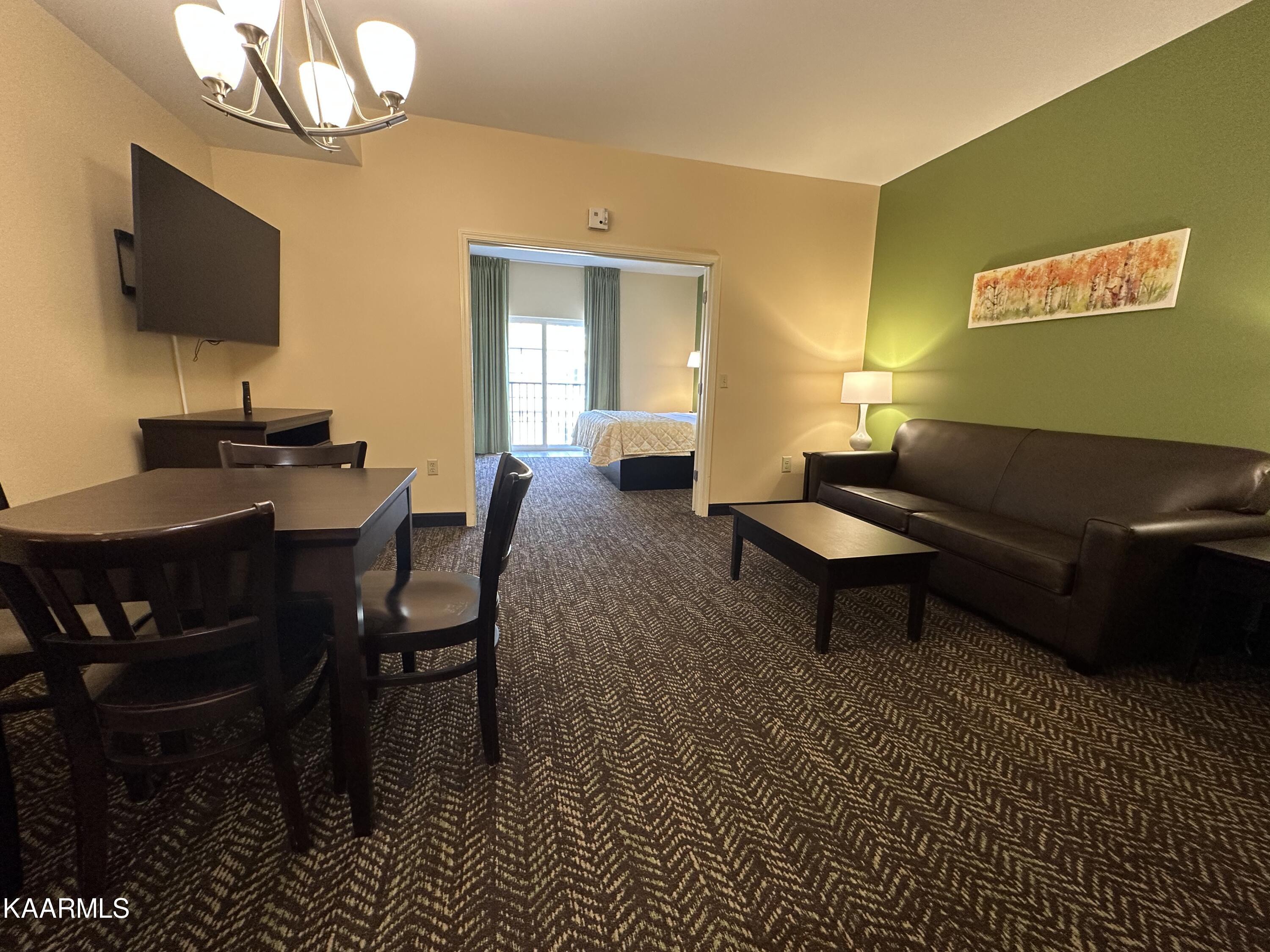 225 Collier Drive, Unit 2407 Sevierville, TN 37862 - Photo 12 of 41 7CEBE8B5-0030-4ED4-AD6B-BB4805BD2C39