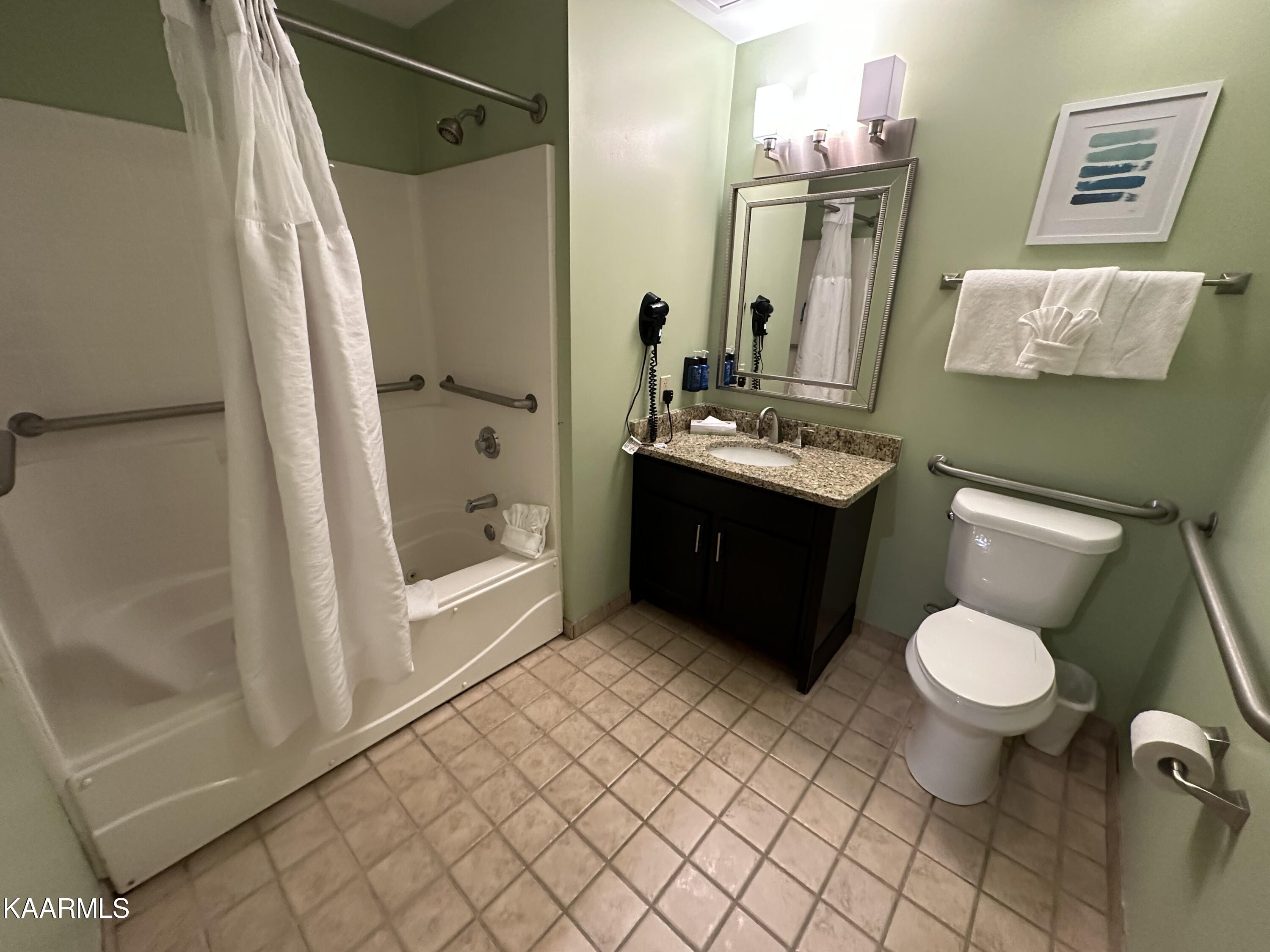 225 Collier Drive, Unit 2407 Sevierville, TN 37862 - Photo 18 of 41 C66B4B20-FA23-4F8A-927A-78AE365726C8