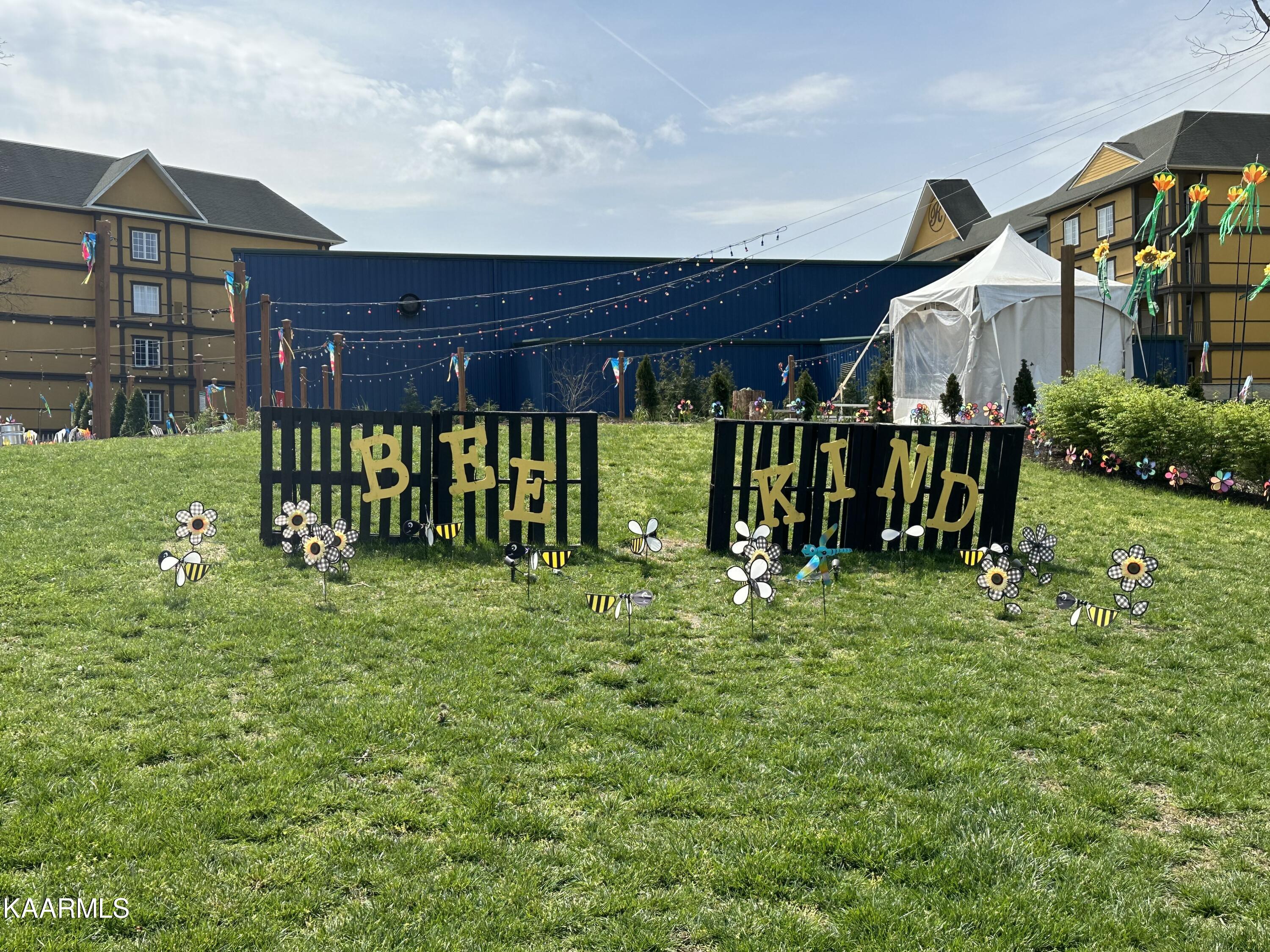 225 Collier Drive, Unit 2407 Sevierville, TN 37862 - Photo 23 of 41 670BC67E-AAF5-4AF6-B89F-47867C985715