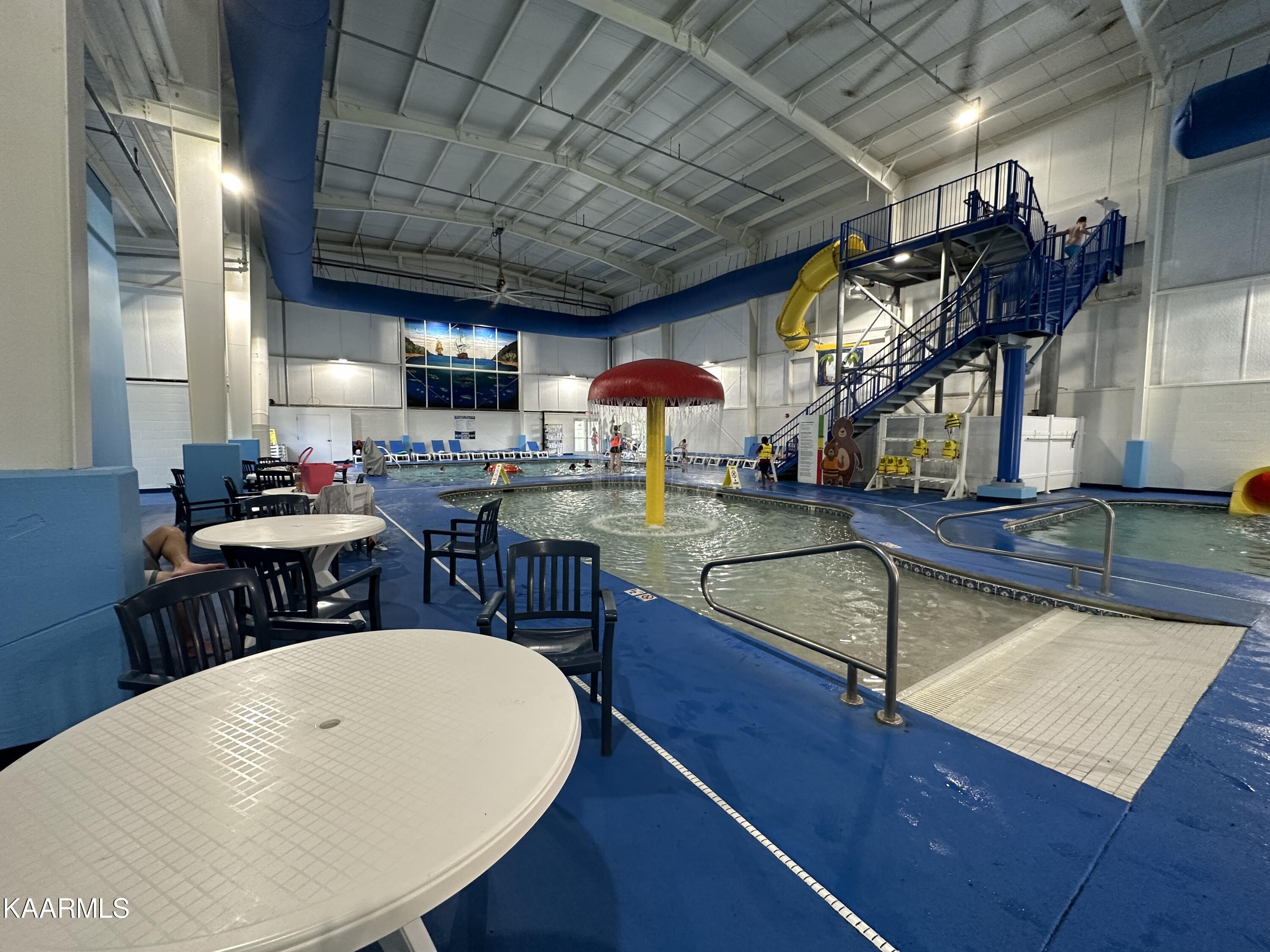 225 Collier Drive, Unit 2407 Sevierville, TN 37862 - Photo 33 of 41 03749CE9-D019-4B7F-BF9C-73C7FEECDCF8