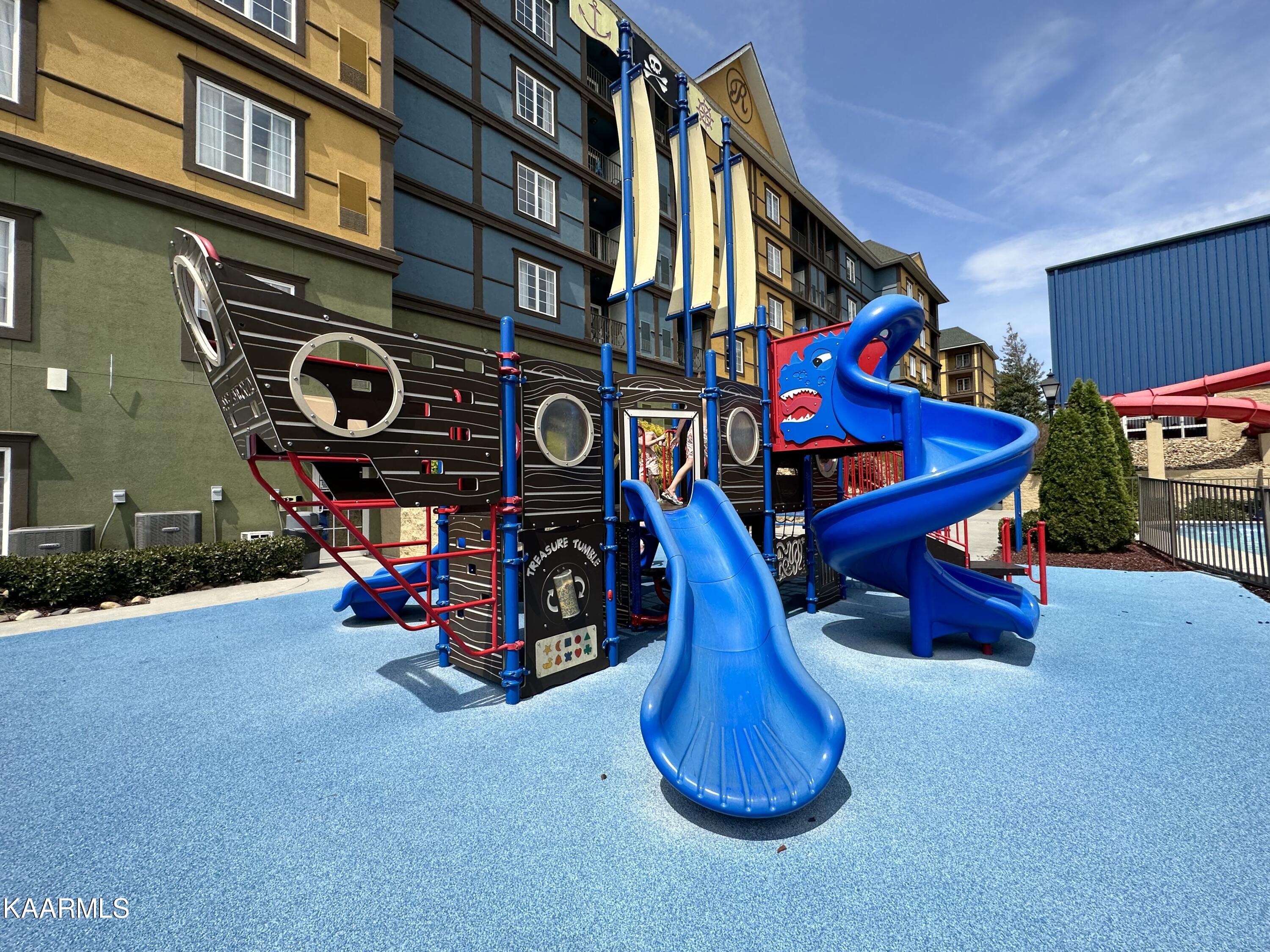 225 Collier Drive, Unit 2407 Sevierville, TN 37862 - Photo 39 of 41 A7957DD3-4B91-4F54-974F-B778EF92F03E