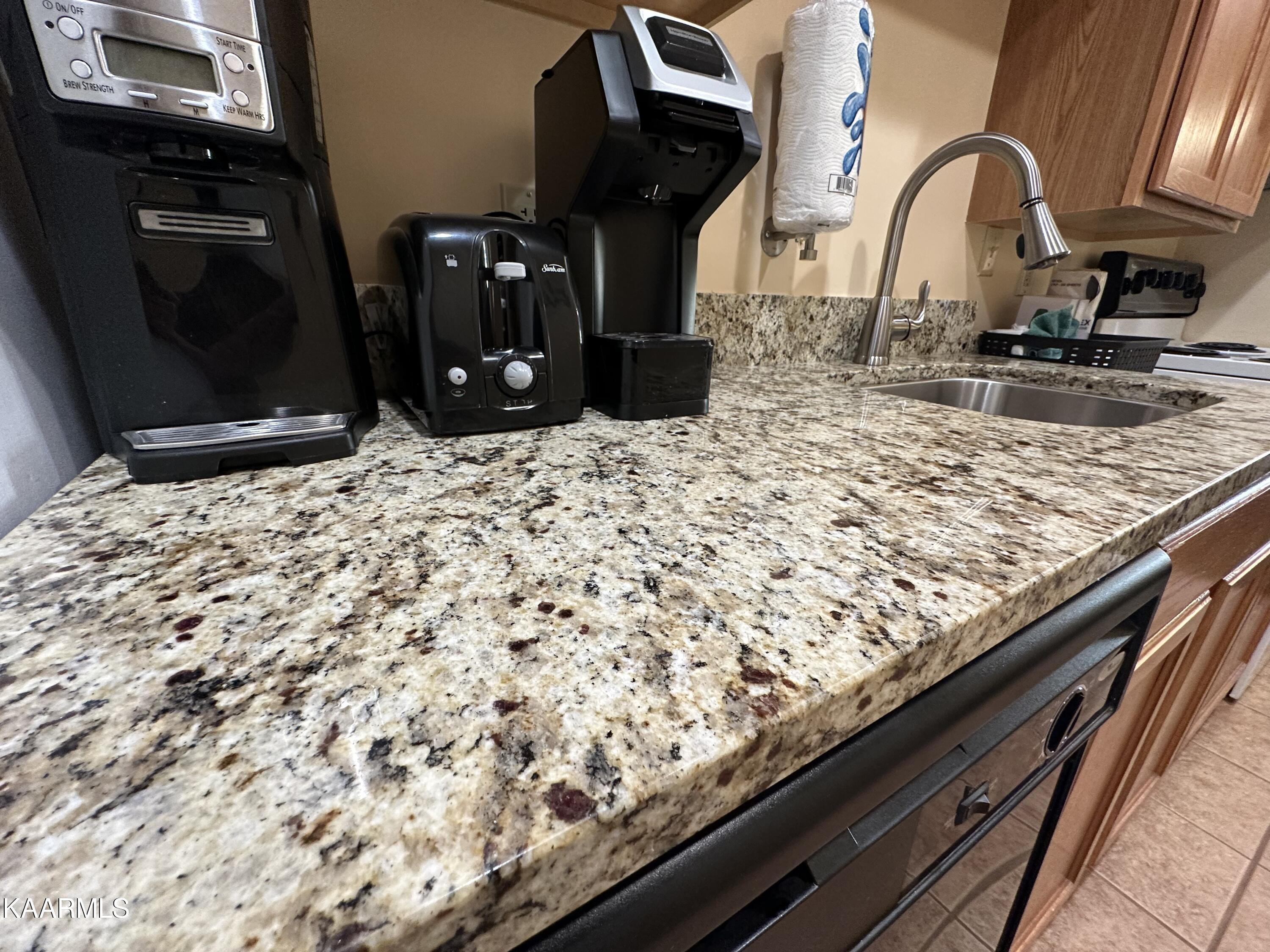 225 Collier Drive, Unit 2407 Sevierville, TN 37862 - Photo 7 of 41 56CFAEA9-526E-4591-9597-09E8685F350C