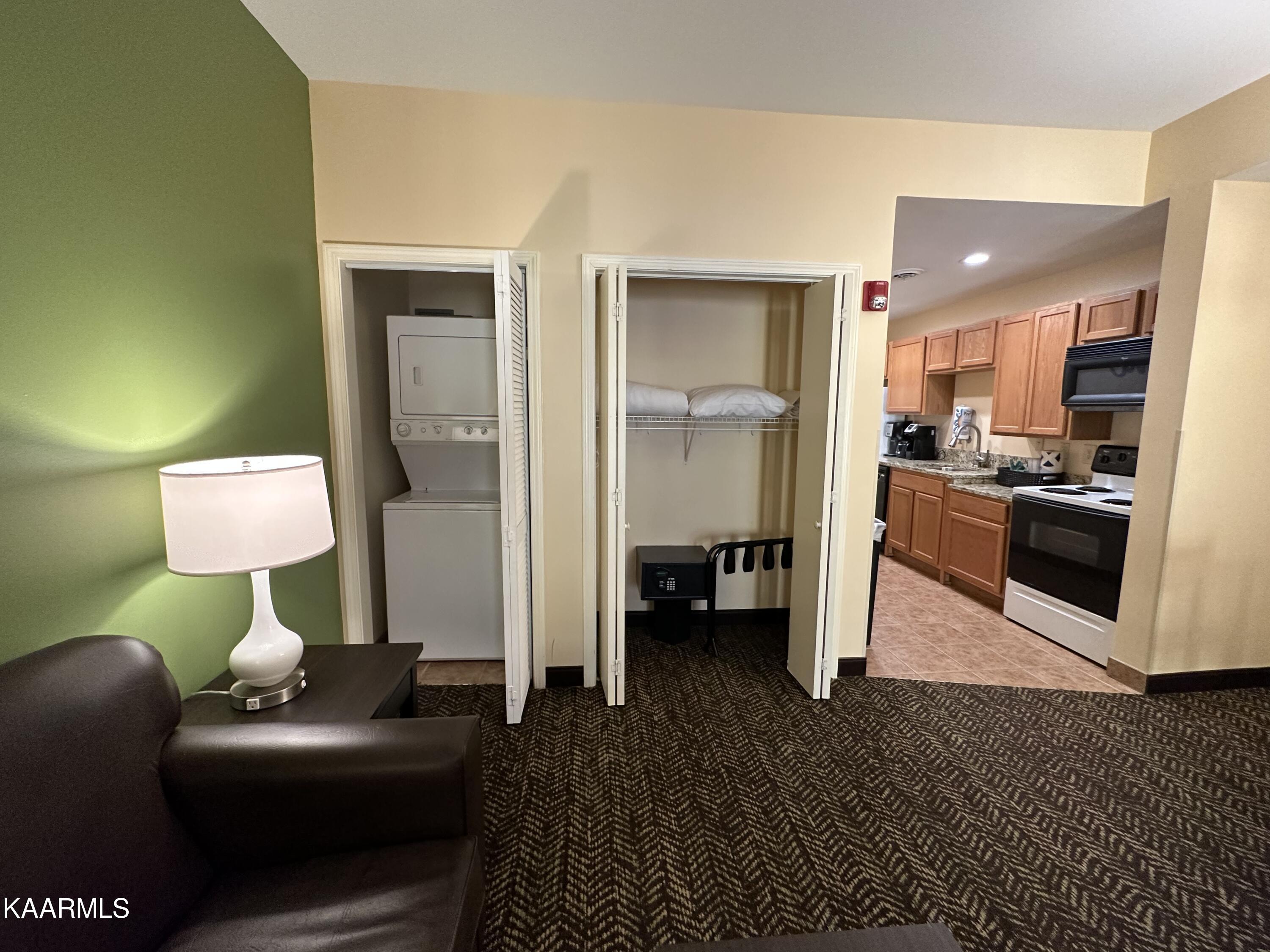 225 Collier Drive, Unit 2407 Sevierville, TN 37862 - Photo 10 of 41 B4CB9837-C244-47BE-83CE-36140CBCC5DE