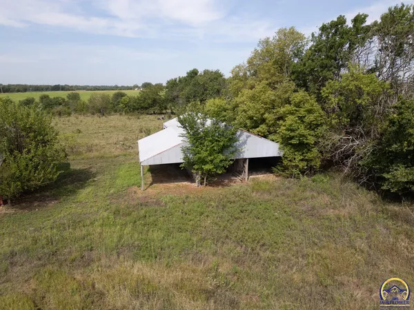 $410,000 | 3532 K-68 Highway, Quenemo, KS 66528