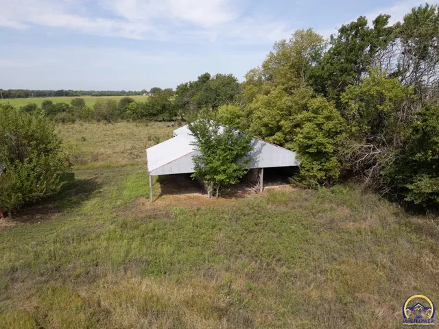 $420,000 | 3532 K-68 Highway, Quenemo, KS 66528