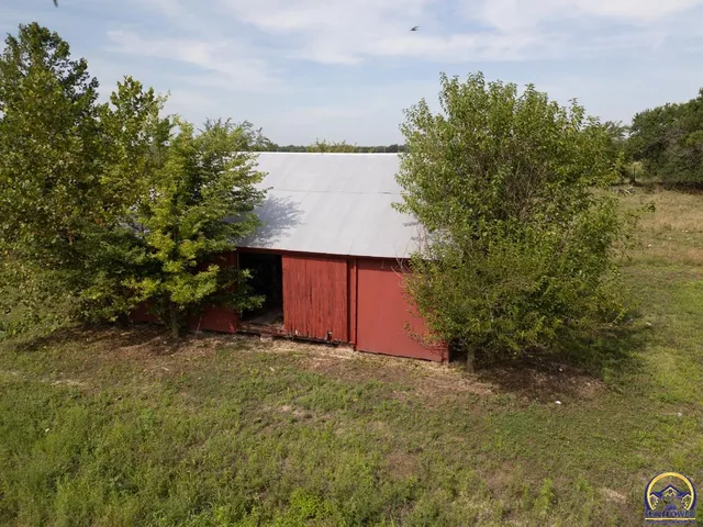 $420,000 | 3532 K-68 Highway, Quenemo, KS 66528
