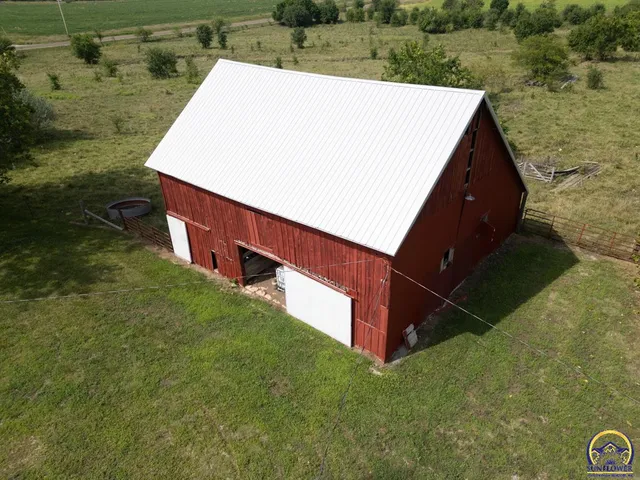 $420,000 | 3532 K-68 Highway, Quenemo, KS 66528