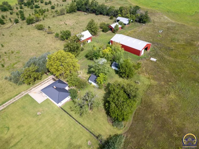$420,000 | 3532 K-68 Highway, Quenemo, KS 66528