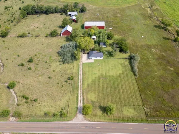 $410,000 | 3532 K-68 Highway, Quenemo, KS 66528