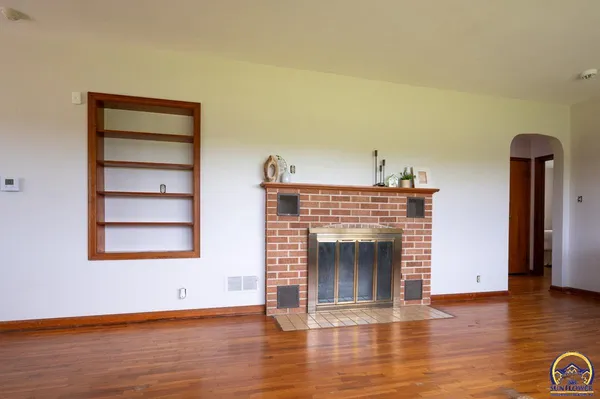 $410,000 | 3532 K-68 Highway, Quenemo, KS 66528