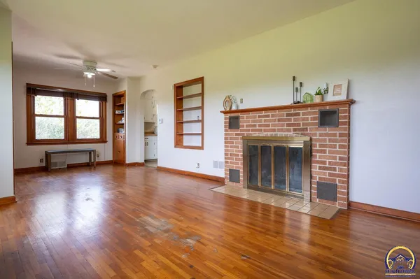 $410,000 | 3532 K-68 Highway, Quenemo, KS 66528