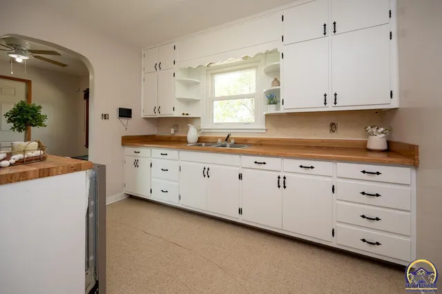 $420,000 | 3532 K-68 Highway, Quenemo, KS 66528