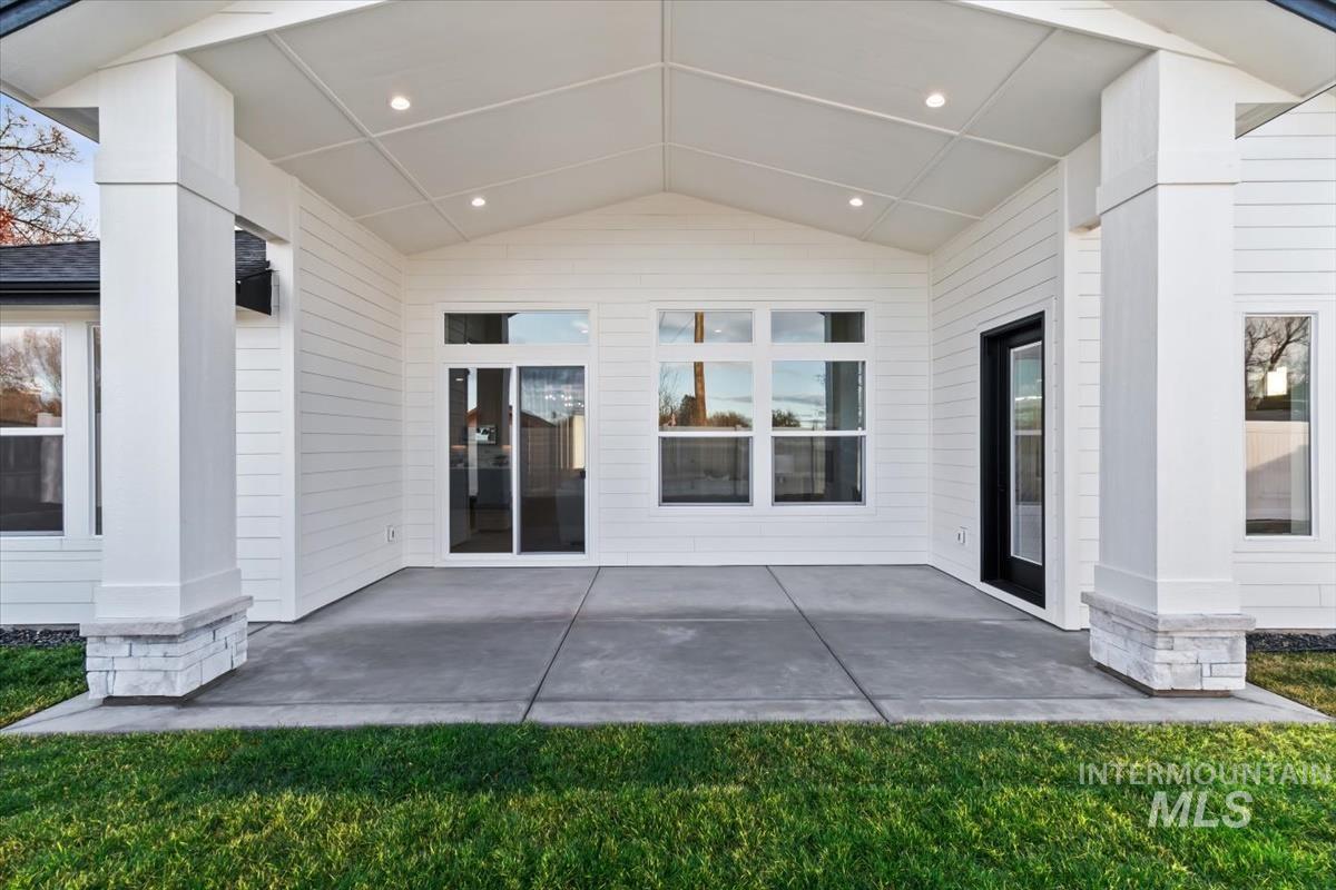 357 West Flour Mill Middleton, ID 83644 - Photo 38 of 49 View of patio / terrace