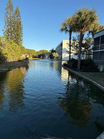 $1,750 | 400 Waterway Drive South, Unit 104, Lantana, FL 33462