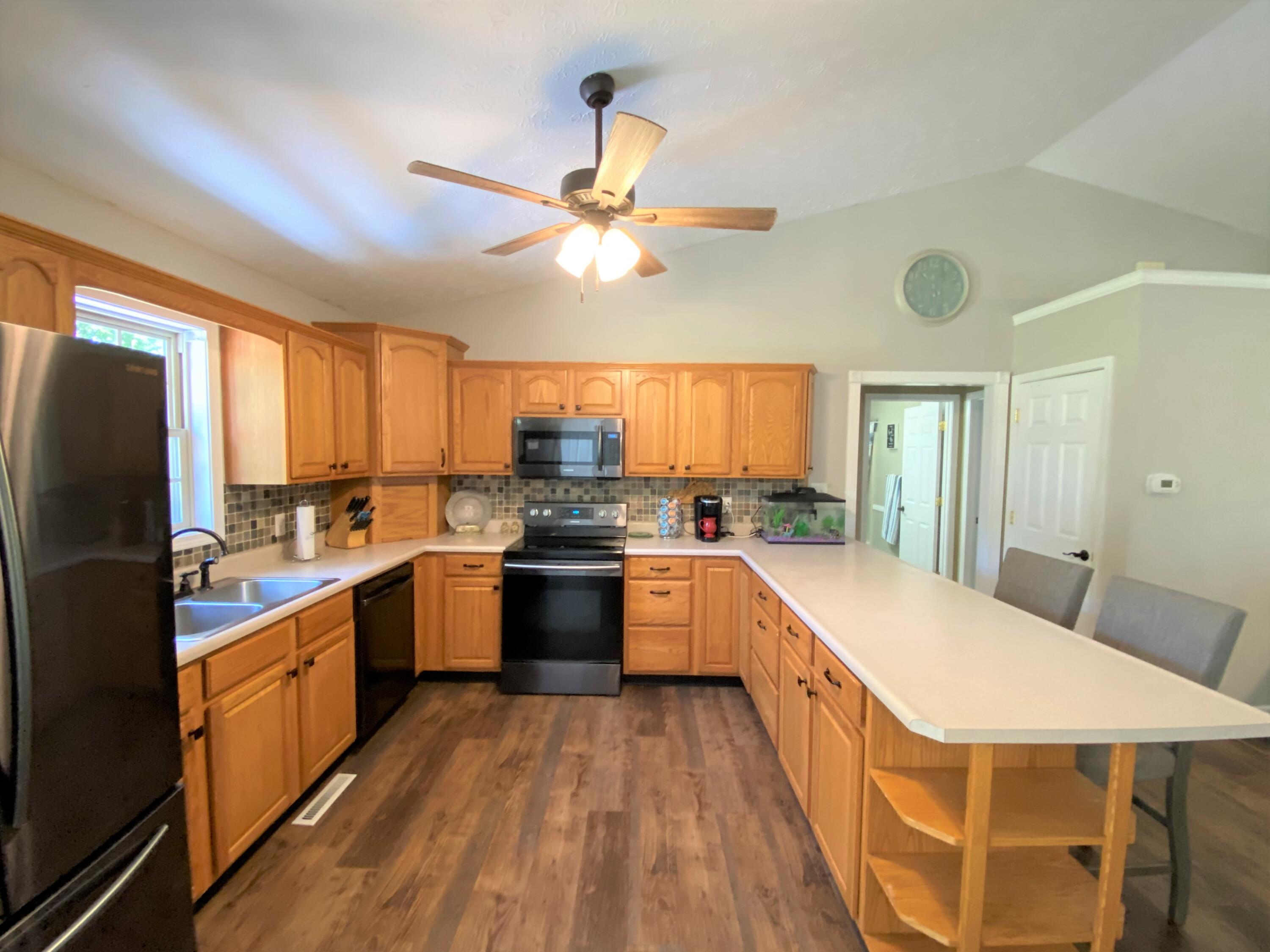 Kitchen 4