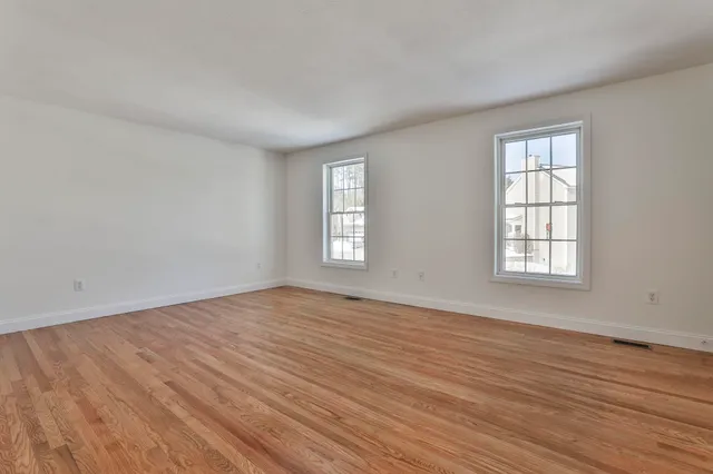 $674,900 | 11 Tavernier Way, Manchester, NH 03109