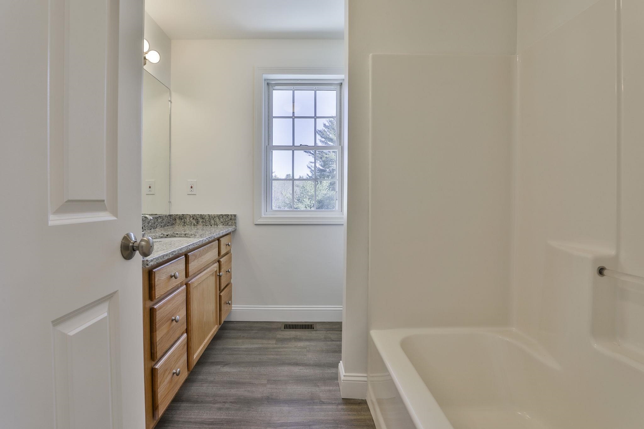 11 Tavernier Way Manchester, NH 03109 - Photo 23 of 37