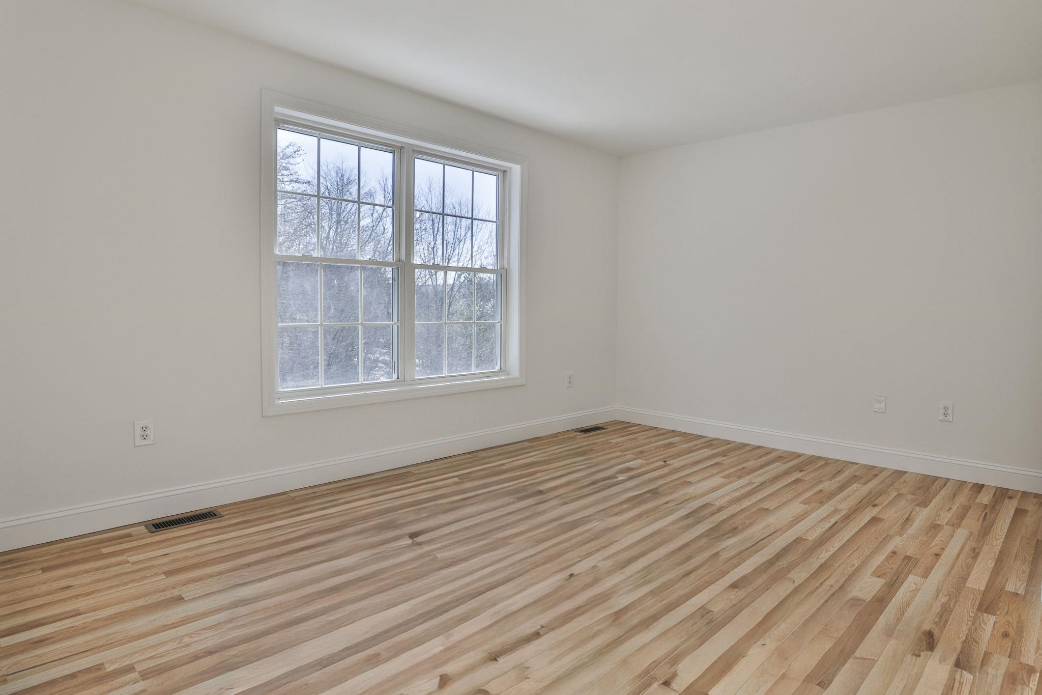 11 Tavernier Way Manchester, NH 03109 - Photo 31 of 37