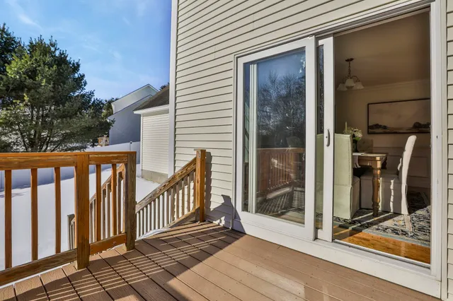 $674,900 | 11 Tavernier Way, Manchester, NH 03109