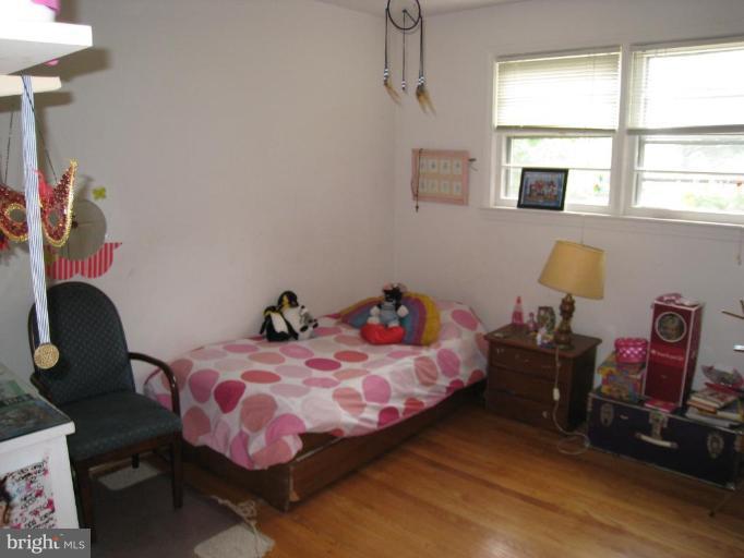 6504 Fort Hunt Road Alexandria, VA 22307 - Photo 4 of 17 Bedroom #3