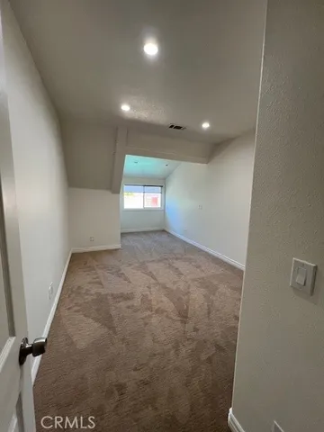 $2,900 | 45 North Madrid Avenue, Newbury Park, CA 91320