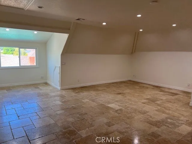 $2,900 | 45 North Madrid Avenue, Newbury Park, CA 91320