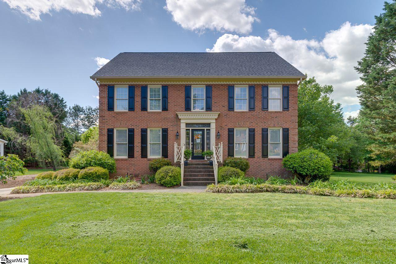 322 South Wingfield Road Greer, SC 29650 - Photo 1 of 36 Gallery Image 1