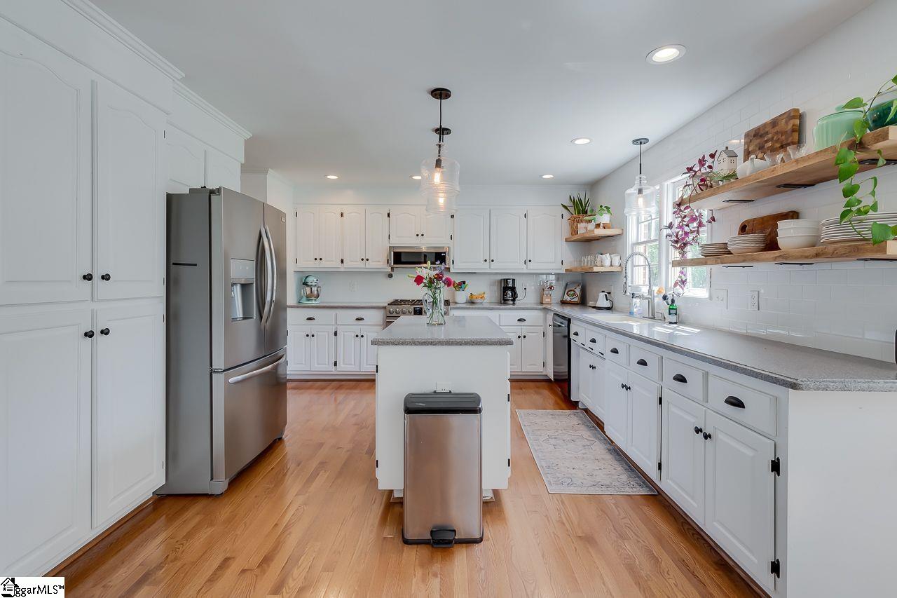 322 South Wingfield Road Greer, SC 29650 - Photo 15 of 36 Gallery Image 15