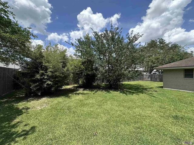 $299,000 | 144 South Carrollton Avenue, Baton Rouge, LA 70806