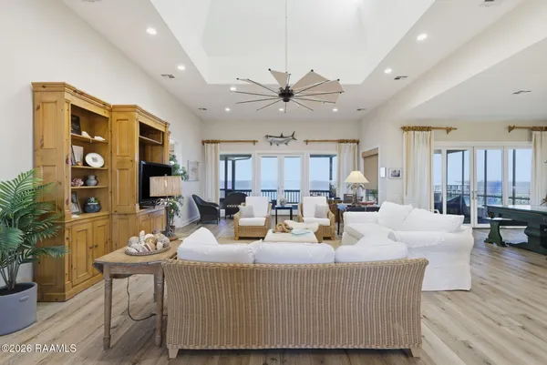 $1,275,000 | 133 Pelican Lane, Lake Charles, LA 70607