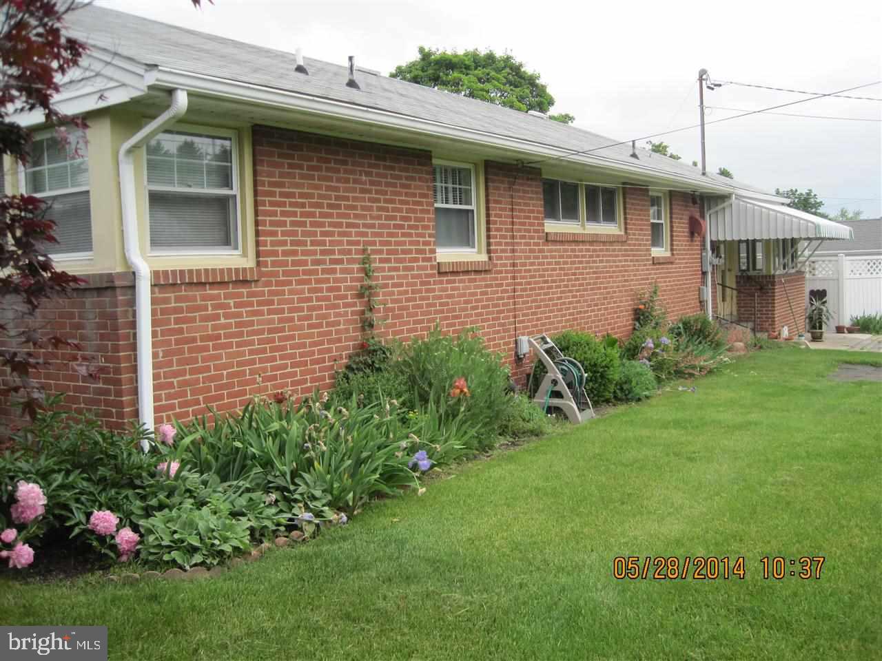 378 Greendale Road York, PA 17403 - Photo 3 of 29