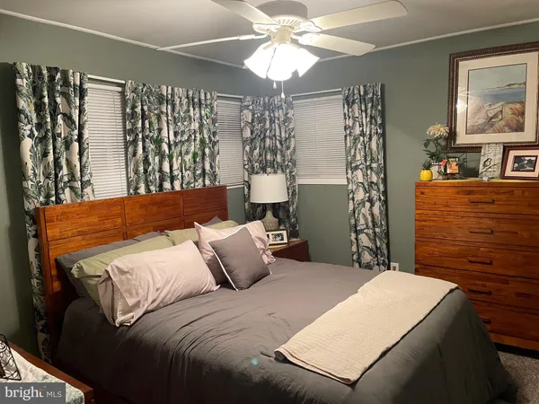 $2,700 | 118 Deep Dale Drive East, Unit E, Levittown, PA 19056