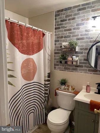 $2,700 | 118 Deep Dale Drive East, Unit E, Levittown, PA 19056