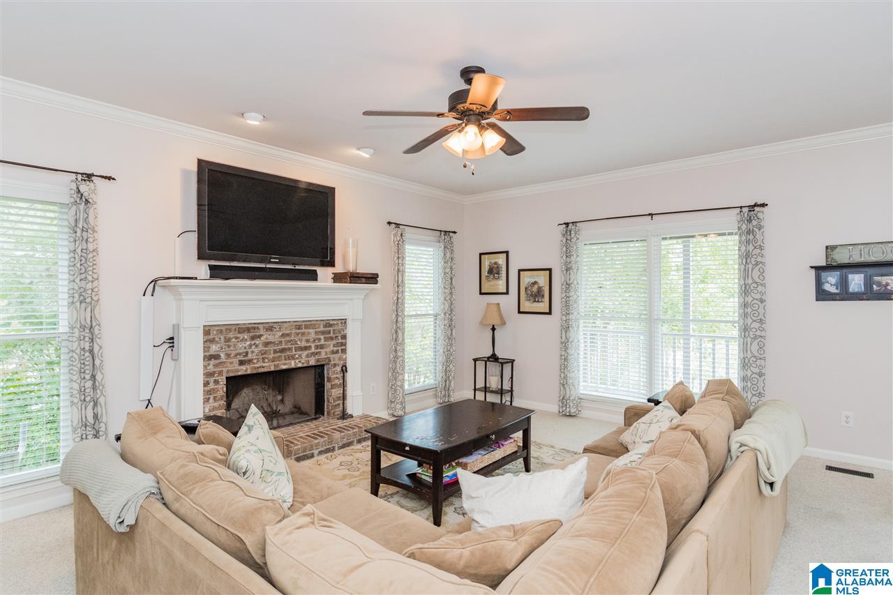 1817 Cross Circle Birmingham, AL 35244 - Photo 4 of 36