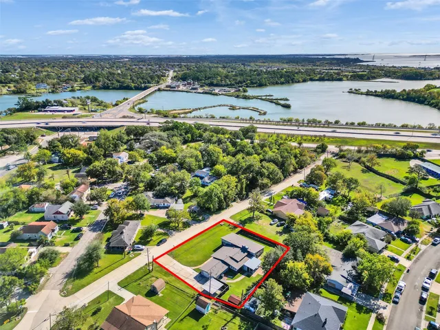 $240,000 | 2011 Durrain Ferry Road, Baytown, TX 77520