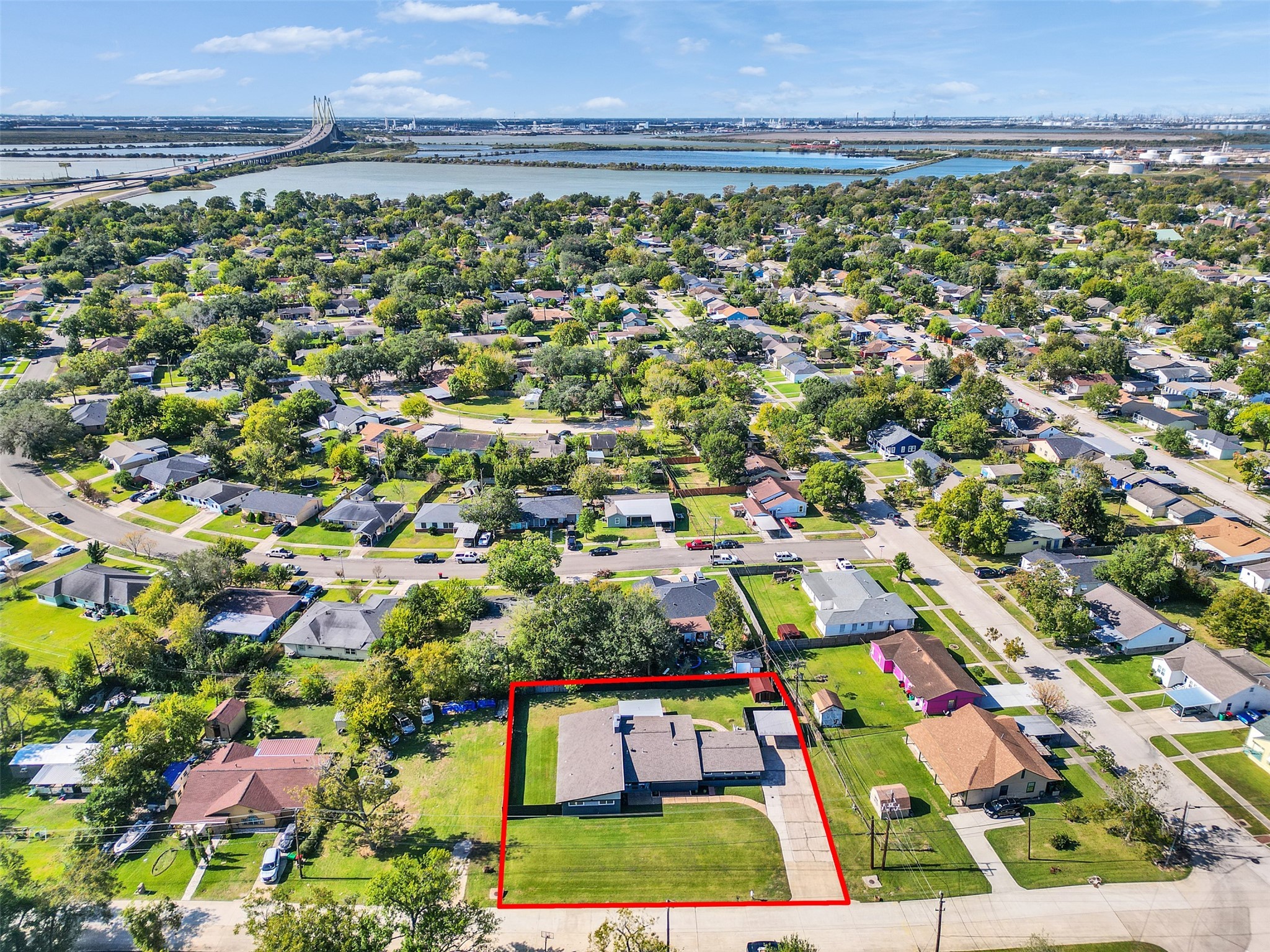 2011 Durrain Ferry Road Baytown, TX 77520 - Photo 29 of 32