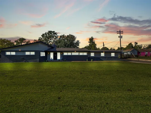 $240,000 | 2011 Durrain Ferry Road, Baytown, TX 77520