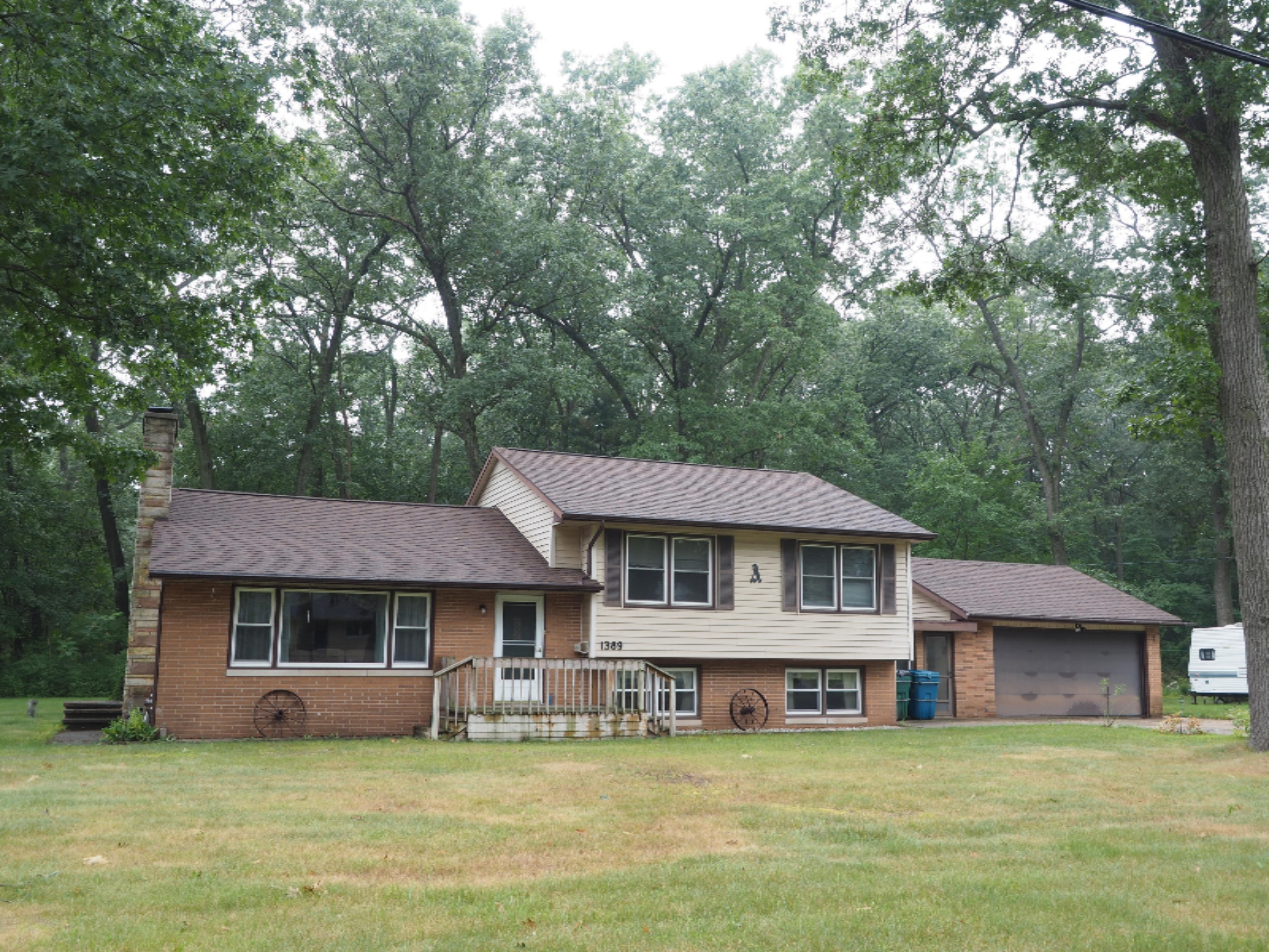 1389 Becker Road Muskegon, MI 49445 - Photo 1 of 21 P9110051