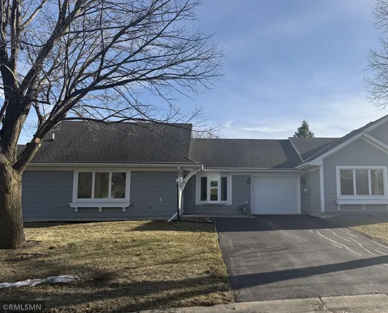 $235,900 | 518 Devonshire Drive, Norwood Young America, MN 55397