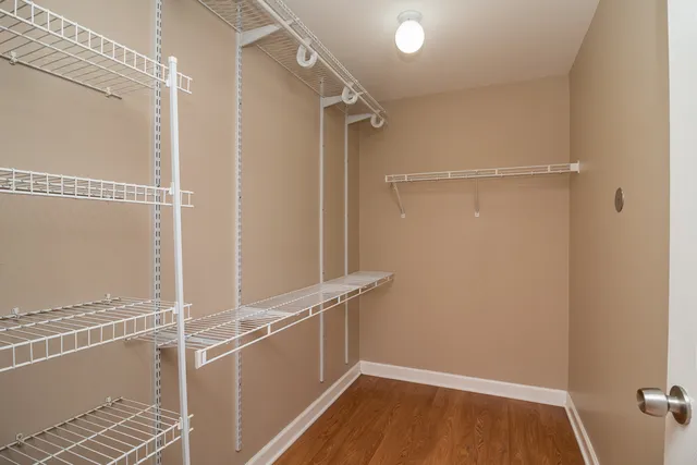 $195,000 | 713 Silverstone Drive, Unit 713, Carpentersville, IL 60110