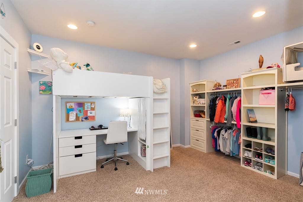 4105 Ridgecrest Way Southeast Port Orchard, WA 98366 - Photo 19 of 25 Gallery Image 19