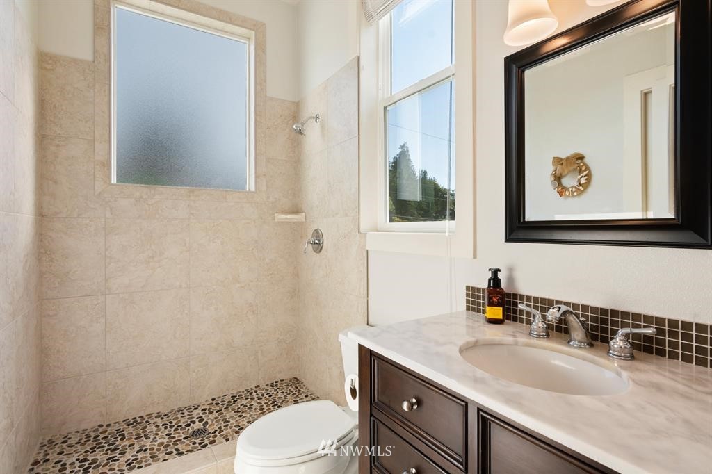 4105 Ridgecrest Way Southeast Port Orchard, WA 98366 - Photo 10 of 25 Gallery Image 10