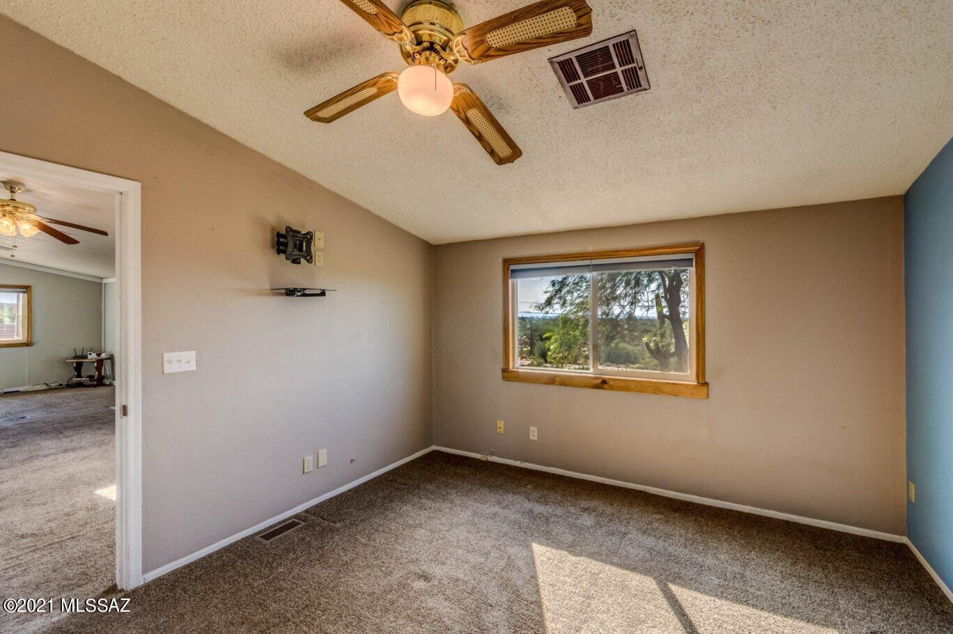 6644 North Van Ark Road Tucson, AZ 85743 - Photo 9 of 28